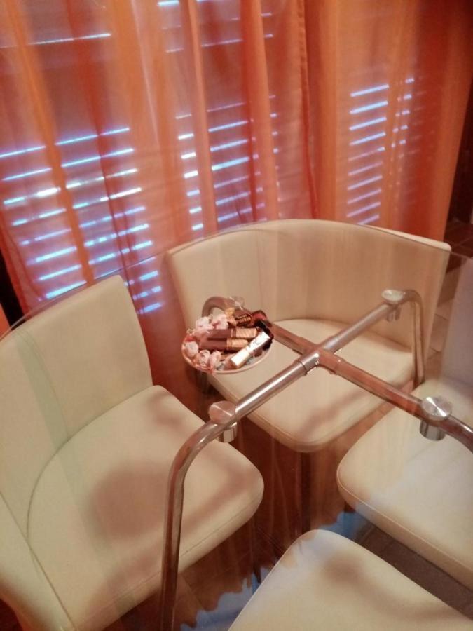 Studio Apartment Jadranko Duga Uvala Krnica Esterno foto
