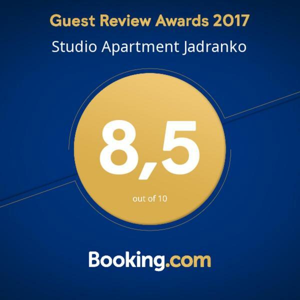 Studio Apartment Jadranko Duga Uvala Krnica Esterno foto